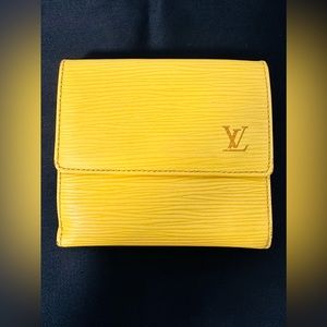 LOUIS VUITTON Epi Porte Monnaie Bier Cartes Vintage Wallet
